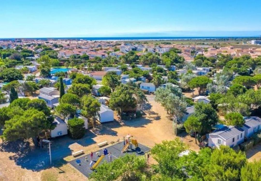 Les Mobil Homes De Naka, Une Entree Gratuite Pour La Reserve Africaine Port-la-Nouvelle Buitenkant foto